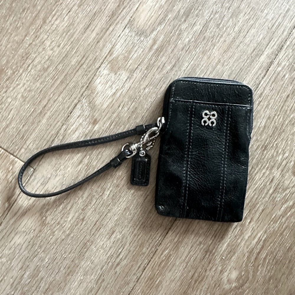 Never used coach wristlet